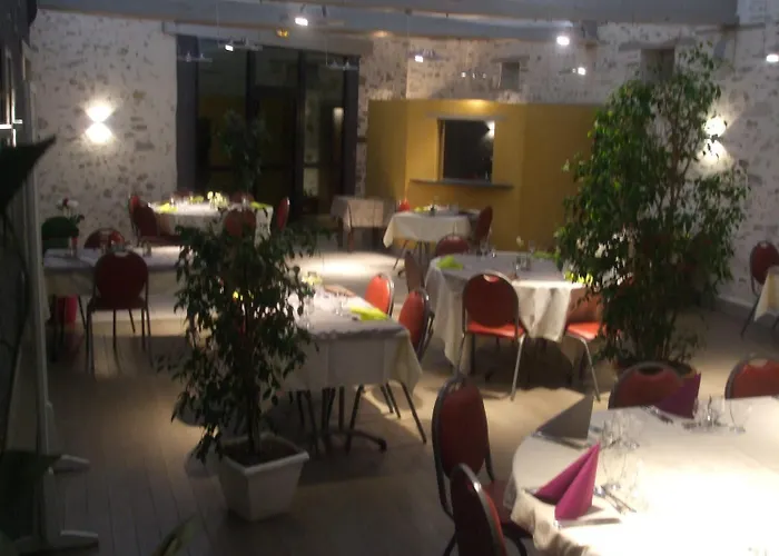 Le Relais Hotel Saint-Quentin-les-Anges